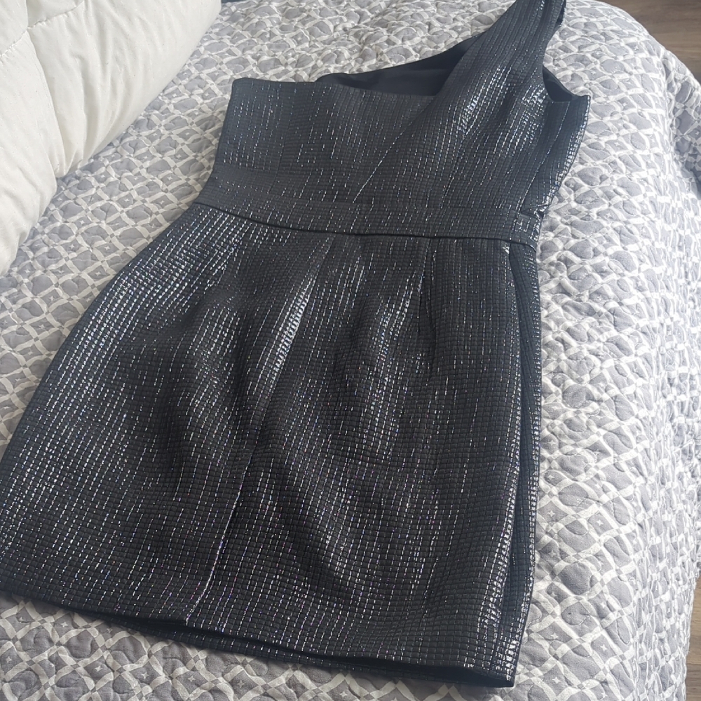 Banana Republic Shimmering Black One-Shoulder Dress - Picture 3 of 3